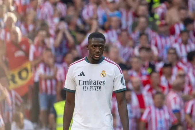 Real Madrid, Ibrahima Konate’nin sağ bacağındaki yan bağda sakatlık tespit edildiğini…